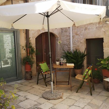 Corte Sagarriga Visconti Giovinazzo Extérieur photo