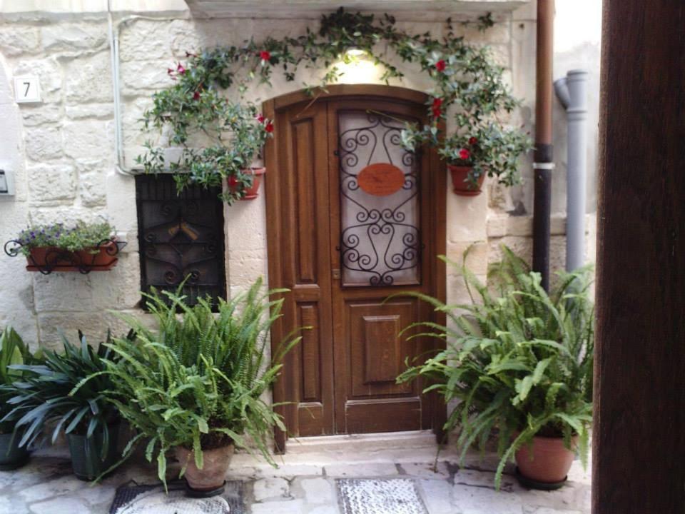 Corte Sagarriga Visconti Giovinazzo Extérieur photo