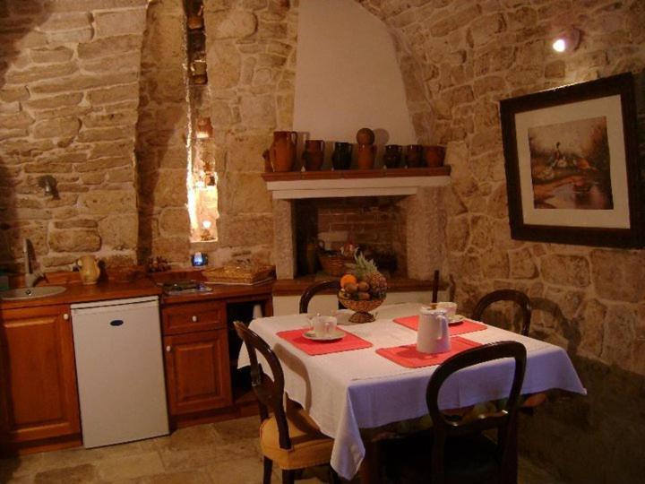 Corte Sagarriga Visconti Giovinazzo Extérieur photo