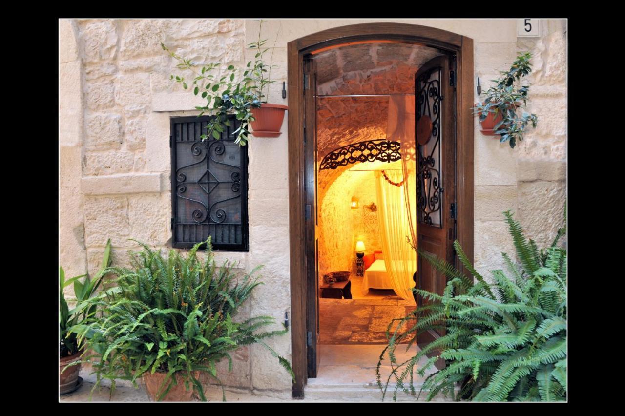 Corte Sagarriga Visconti Giovinazzo Extérieur photo
