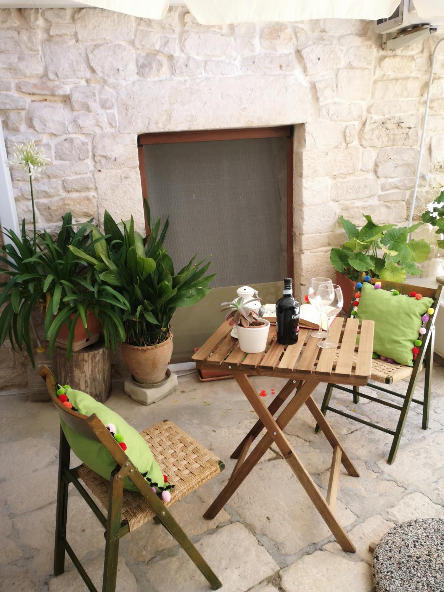 Corte Sagarriga Visconti Giovinazzo Extérieur photo